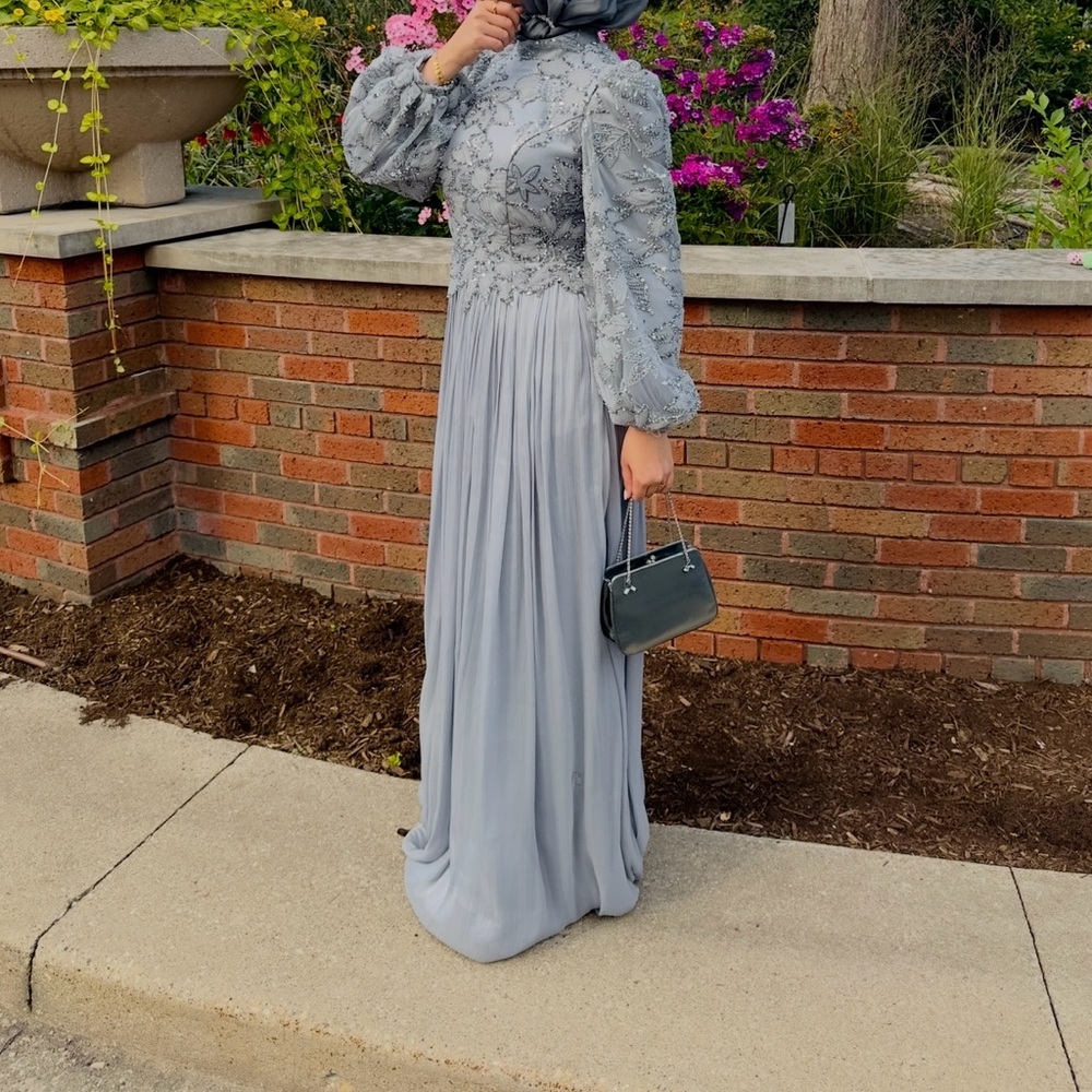 Elegant Gray Lace Maxi Dress